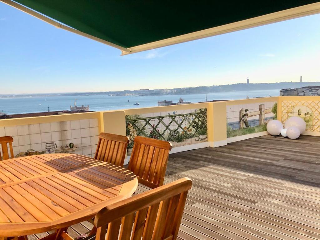 Ferienwohnung Terraco Do Tejo Lissabon Exterior foto